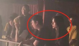 吃瓜群爆料网红是谁女的,吃瓜群爆料揭示神秘女性网红真容